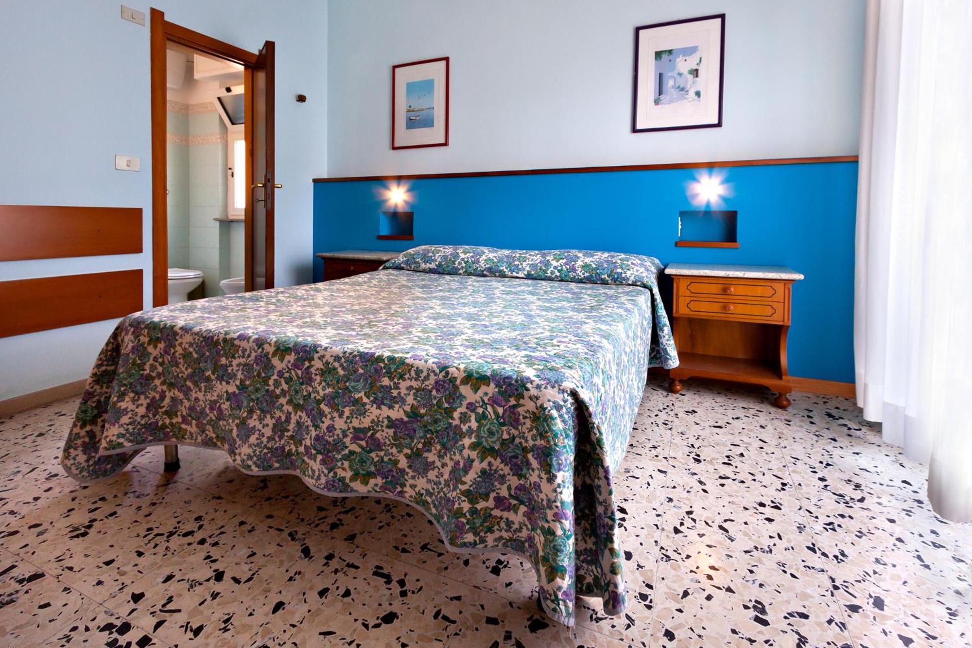 Residence 7 Bello San Benedetto del Tronto Værelse billede